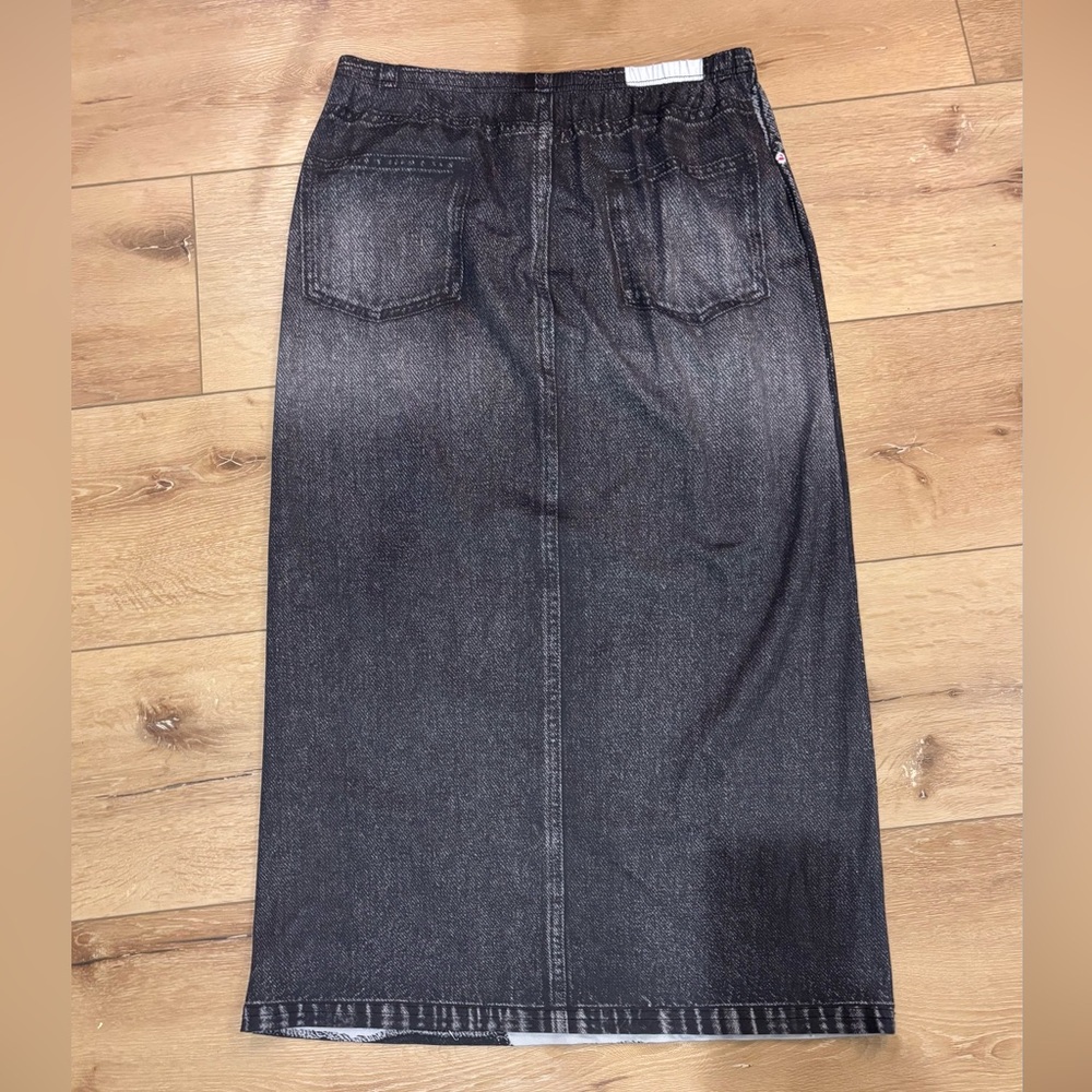New SHEIN Curve Black Washed Printed Denim-look Knit Skirt XL - Picture 2 of 6